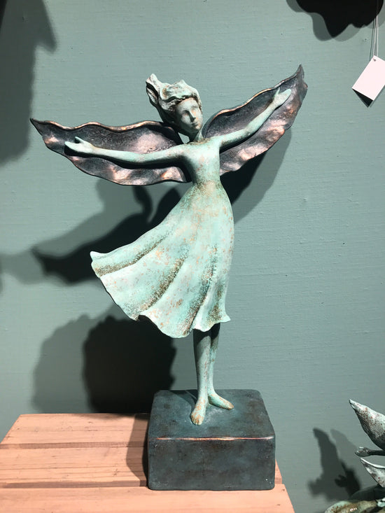 AMOROSA Angel with Base Jade / Bronze Colour