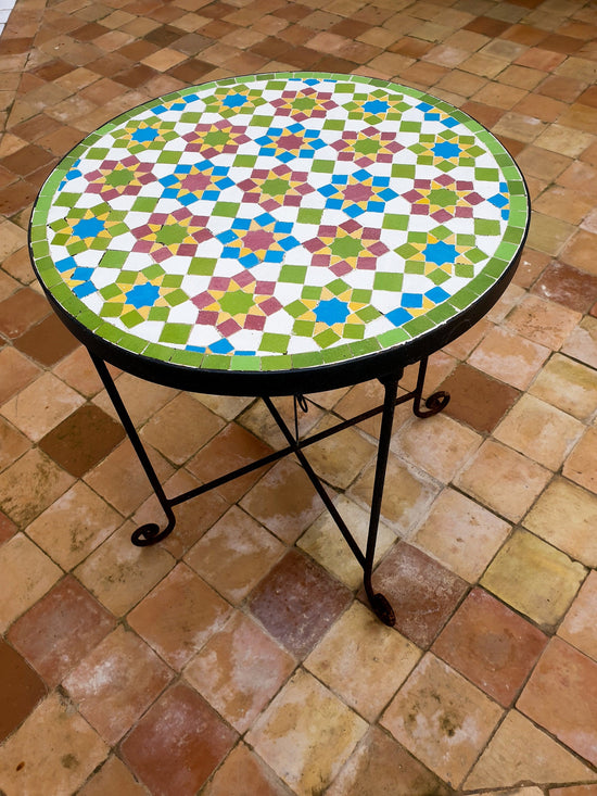 Mosaic table for outdoor-indoor100% handcrafted round Moroccan tiles